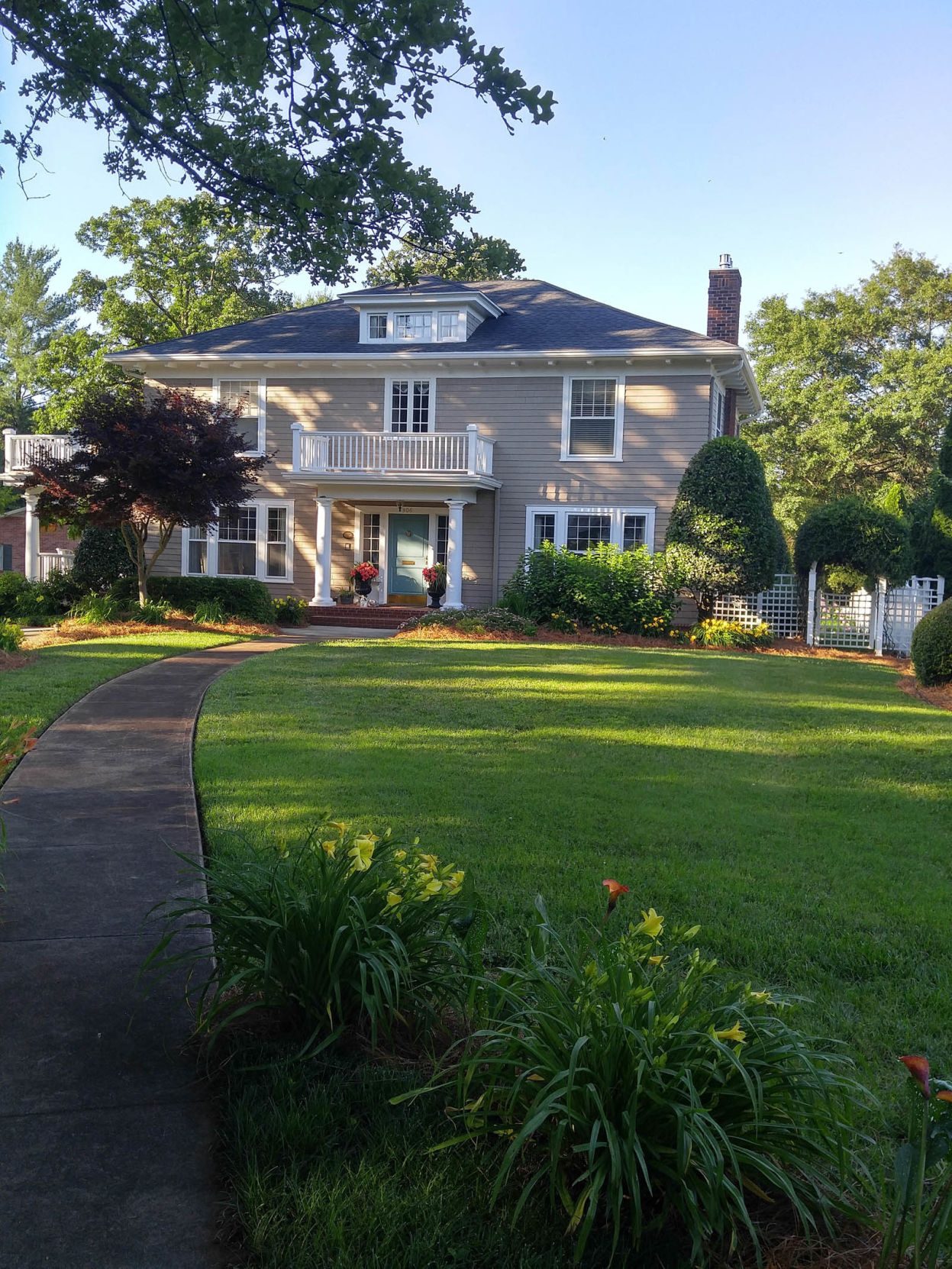 Get inspiration from home and garden tour